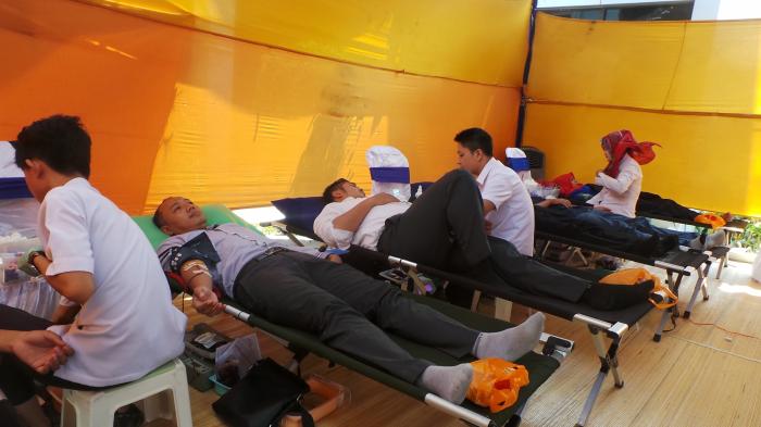 Hari Asuransi Ramai-ramai Donorkan Darah di Jasindo, Sampai Antre!