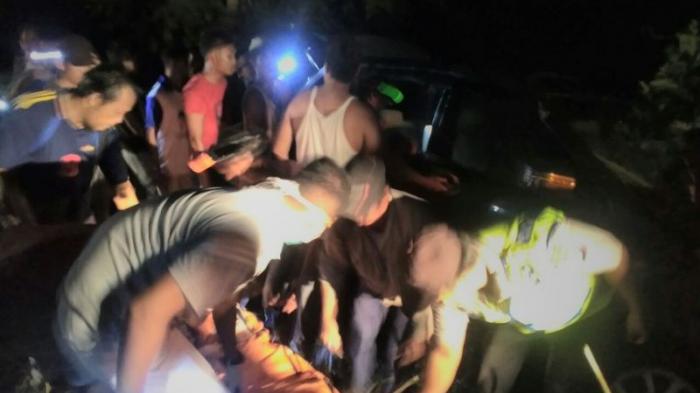 Mobil Masuk Parit, Pengemudi dan Penumpang Tewas, Dua Hari Jasad Baru Ditemukan