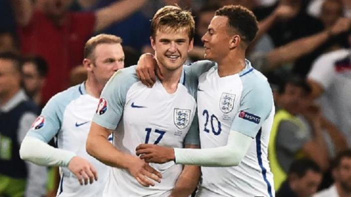 Bek Timnas Inggris Tak Menyesal Tolak Tawaran Portugal