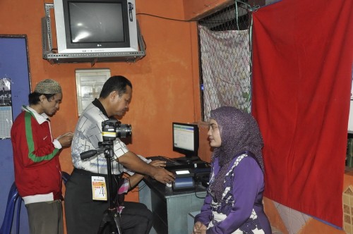 Petugas Lakukan Jemput Bola Perekaman KTP Elektronik ke Sejumlah Desa di HSU