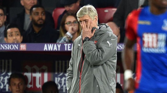 Duh Segitunya, Arsene Wenger Diusir Fans Arsenal dengan Cara seperti Ini