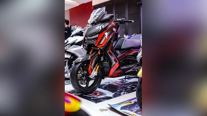 CustoMAXI 2025 Balikpapan: XMAX Sultan Juarai Kelas Super MAXI, Harga Velg Setara NMAX NEO