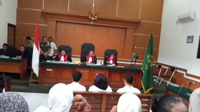 Gila! Kerugian Kasus First Travel Ternyata Mencapai Hampir Rp 1 Triliun