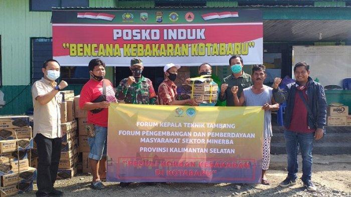 Ringankan Beban Korban Kebakaran di Kotabaru, Forum FKTT Berikan Bantuan Kompor Gas dan Sembako