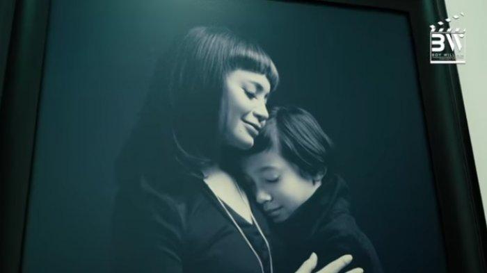 Kini Diva Pop Tanah Air, Rossa Ternyata Pernah Dikeluarkan dari TK Gegara Suka Menggigit