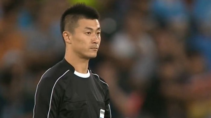 Vietnam Vs Indonesia: Wasit China Ini Terbukti Jadi Mimpi Buruk Pemain Vietnam