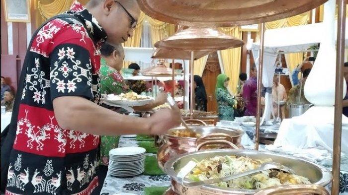Gubernur dan Bupati Wilayah II Disuguhi Soto Banjar dan Selada Banjar, Sekdaprov Promo Wisata Kalsel