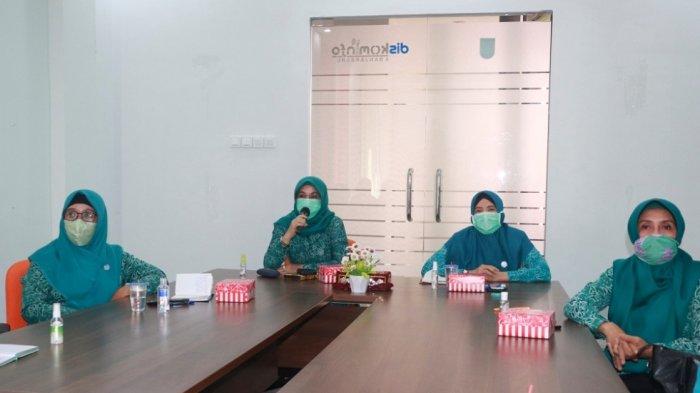 Sukseskan Gebrak Masker, TP PKK Kota Banjarbaru Ikuti Rapat Virtual Bersama TP PKK Provinsi Kalsel