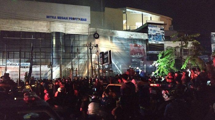 Dua Korban Kebakaran di Gedung Yoga Club Dievakuasi, Satu Korban Dikabarkan Masih Terjebak