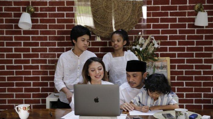 Giring Ganesha Ungkap Hasil Diskusi Bersama Istri, Pesan Cynthia Riza ke Suami di Pilpres 2024