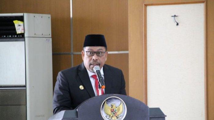 Gubernur Maluku Tantang Duel Mahasiswa, Murad Ismail Janjikan Tuntas Pengaspalan Jalan