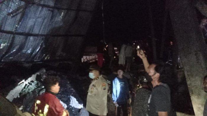 Kebakaran Kalsel, Gudang Plastik CV TAP Banjarbaru Terbakar Dinihari, Kerugian Ditaksir Rp5 Miliar