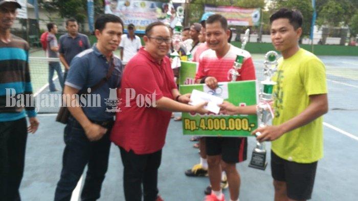 Petenis Pra PON Terlalu Tangguh di Kejuraan Tenis Gembira Gusti Ervin Wardhana SE Cup I