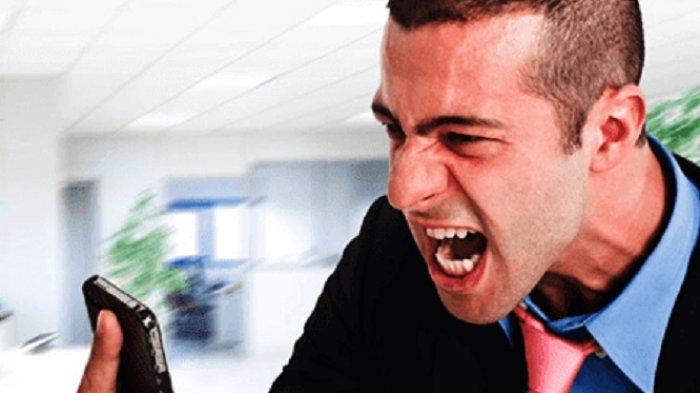 iPhone Lawas Ternyata Sengaja Dibikin