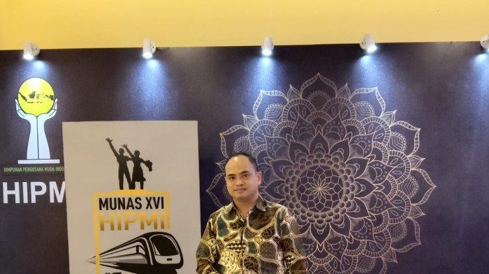 KalselPedia - Profil Ketua Umum Kadin Bnjarbaru Hans B. Prayogi