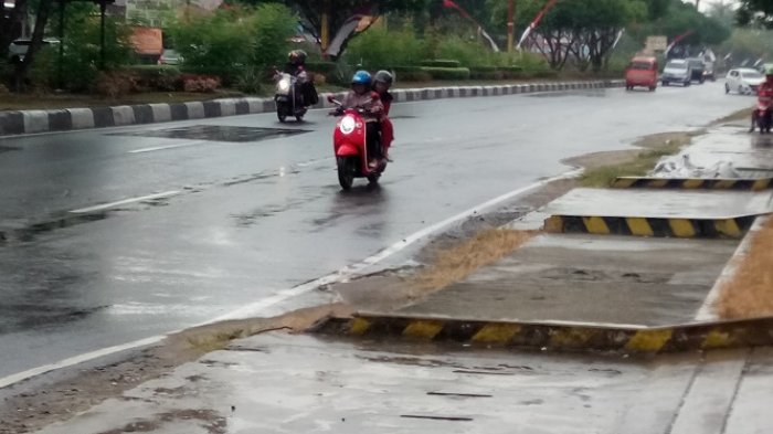 Dua Hari Hujan Guyur Palangkaraya Kabut Asap Lenyap, Waspada September!