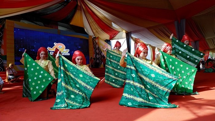 Di Balik Suksesnya Tarian Kolosal Pangeran Samudera, 150 Penari Ini Latihan Sebulan