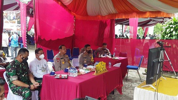 Tarik Undian Umrah Peserta Vaksinasi di Ponpes Darussalam, Kapolda Kalsel Optimis Target Tercapai