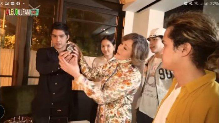 Beda Perlakuan Irwan Mussry dan Ahmad Dhani Rayakan Ultah Al Ghazali, Suami Maia Bagikan Jam Mewah