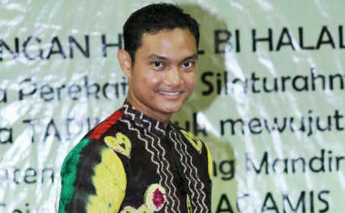 Tak Pernah Lelah Bicara Sasirangan