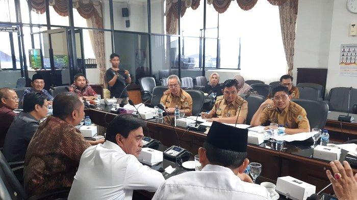 Merebak Isu Mutasi & Promosi Kepsek, Komisi IV DPRD Kalsel Merasa Tak Dilibatkan & Panggil Disdikbud