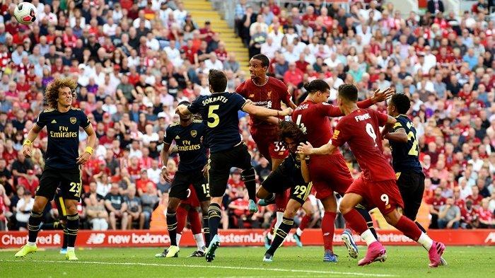 LINK Arsenal vs Liverpool - Live Streaming Liga Inggris di TV Online Mola, Kick Off  Jam 02.15 WIB