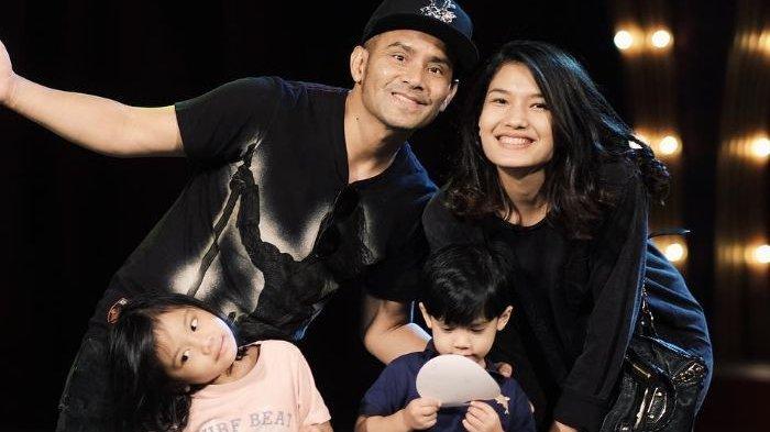 Judika Bawa Barang Mungil Setengah Miliar untuk Duma Riris di Hari Ulang Tahun