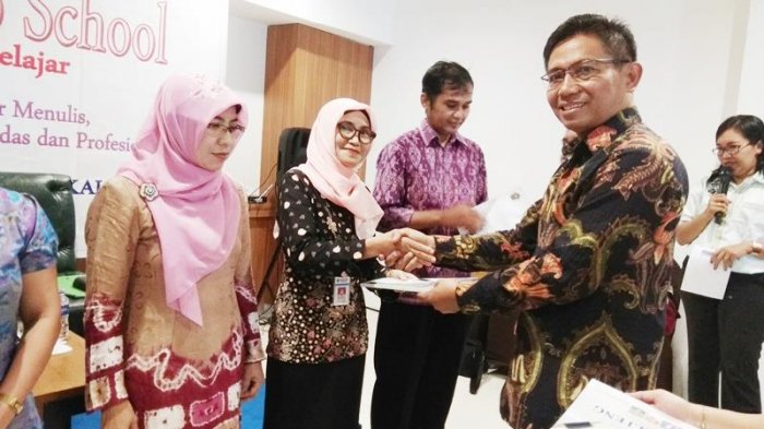 Libatkan Tujuh Sekolah, PWI Kalteng Gelar Journalist Goes to School