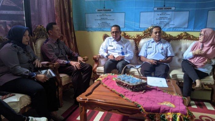Kembangkan Produk Lokal Khas Kalsel, Kanwil Kemenkumham Kalsel Gaet Disbudporapar Banjar