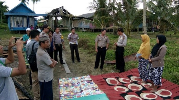 Melati, Putri Wa Koda Korban Kebakaran dii Pulaulaut Tengah Terharu Terima Santunan Kapolres