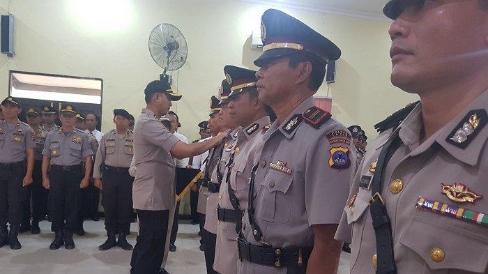 Kapolres Tapin AKBP Bagus Suseno Ambil Sumpah Tiga Jabatan Kapolsek