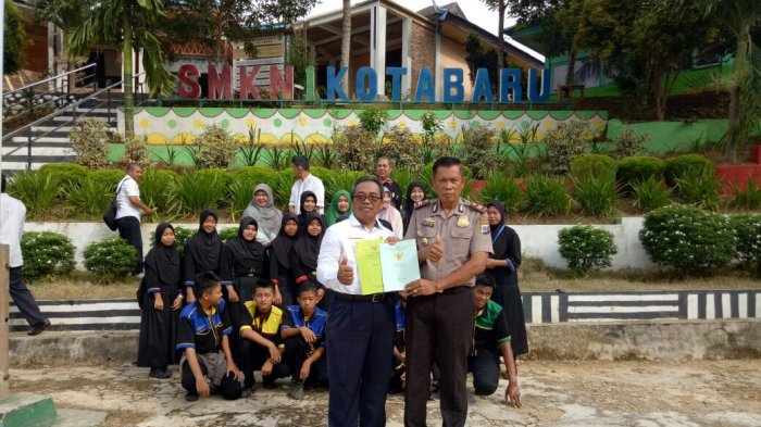 Perwira Polisi di Kotabaru Berikan Tanahnya Seluas 660 M2 untuk Sekolah Kejuruan Ini