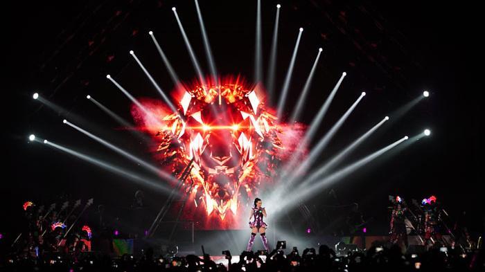 Hadeh, 4 Pesohor Ini Sering Bikin Bingung dengan Permintaan Mereka yang Aneh