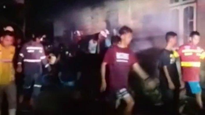 Warga Desa Bawahan Selan, Banjar, Kalsel, Geger Api, Tiga Rumah Hangus Dilalap Jago Merah
