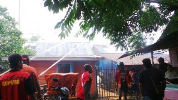 Rumah Warga di Keraton Kebakaran