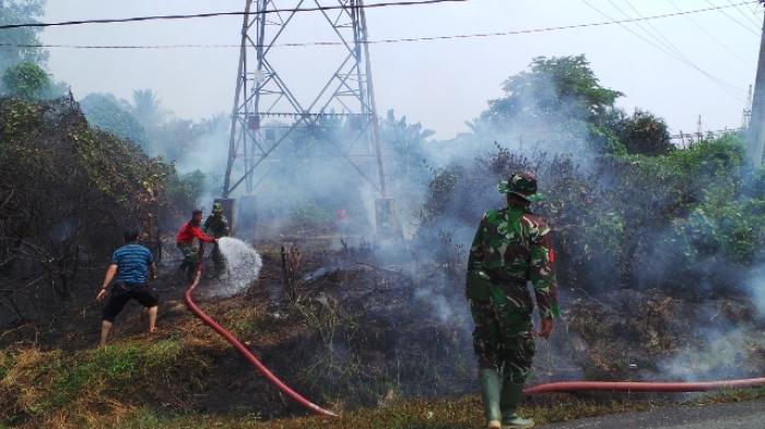 Waduh, Kebakaran Lahan Nyaris Hanguskan Menara Sutet