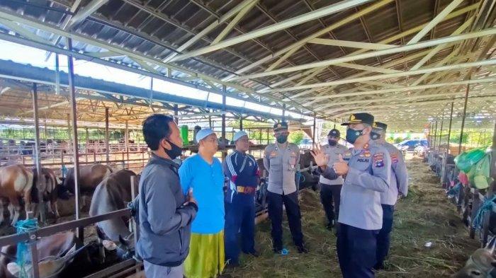 Tekan Risiko PMK Pada Hewan Kurban, Ops Aman Nusa II Intan Polda Kalsel Sosialisasi ke RPH di Kalsel