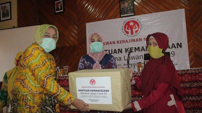 Terdampak Corona, Dekranasda Bantu Tujuh Pengrajin di Tabalong