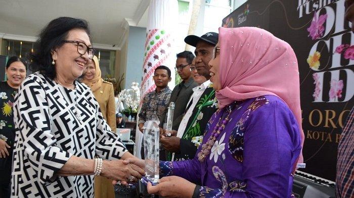 Wakil Kalsel di Event Batu Shining Orchid Week 2019, Display Anggrek DPC PAI Balangan Raih Terbaik 2