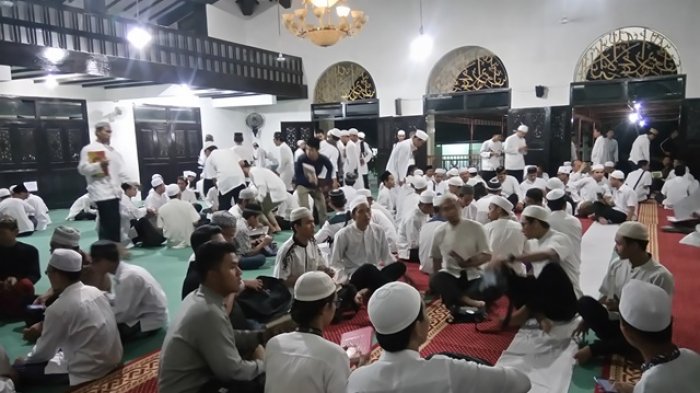 Begini Syahdunya Khataman Alquran di Mesjid ULM