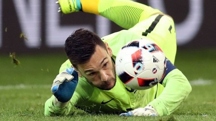 Kiper Ini Cedera, Sementara Tak Bela Tottenham Hotspur Kontra Arsenal dan Negaranya