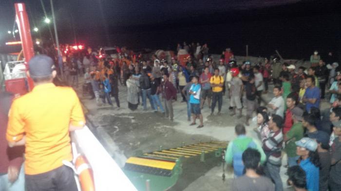 Ditemukan Nelayan, Seorang Korban KM Marina Selamat