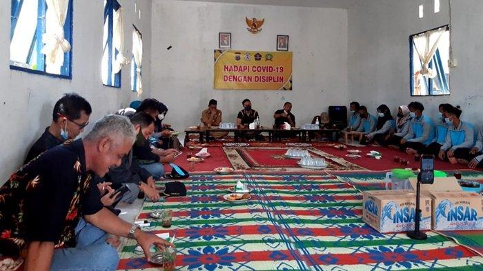 Kunker ke Desa Tanjung Harapan, Komisi III DPRD Batola Akomodir Perbaikan Jalan dan Dermaga