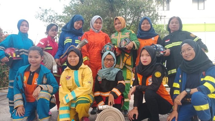 Ladyfire, dari Aksi Memadamkan Api Hingga Menjadi Suntikan Semangat Kaum Adam di BPK