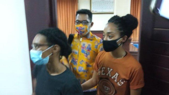 Kristen Gray Tetap Ngotot dan Ngaku Tidak Bersalah, 'Saya Dideportasi karena LGBT'