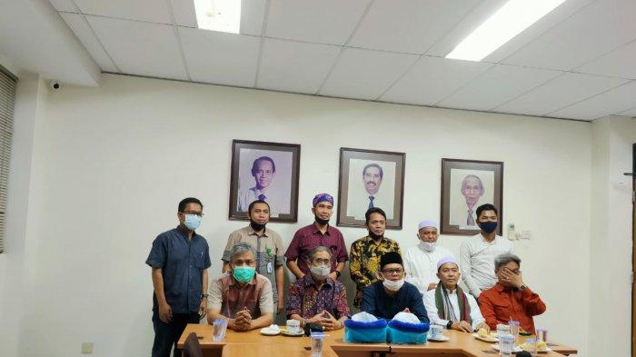 Bacalon Bupati dan Wakil Bupati Banjar Datangi Banjarmasin Post, Andin-Guru Oton Sampaikan Ini