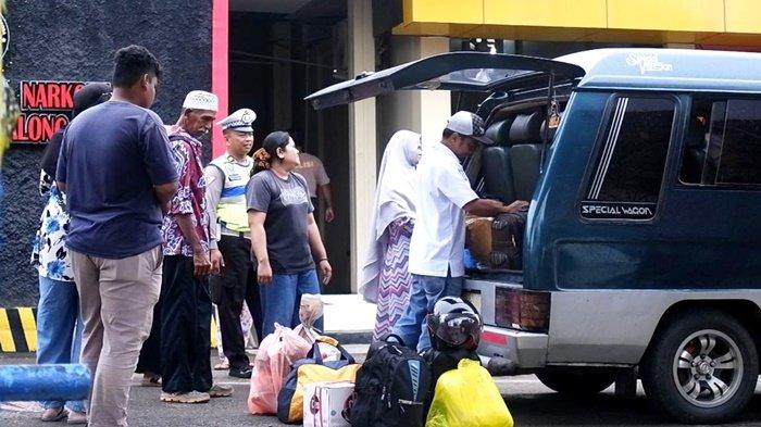 Laksanakan Balik Mudik Gratis ke Banjarmasin, Polres Tabalong Kerahkan Lima Armada Angkutan Umum