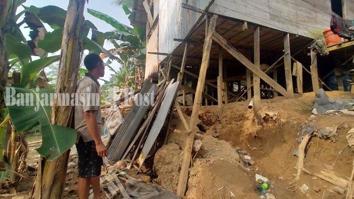 Longsor Hancurkan Kamar Mandi Warga Sungai Awang Kabupaten Balangan Kalsel