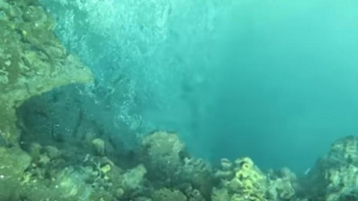 Terjadi Semburan dengan Suara Keras, Fenomena di Bawah Laut Ini Sebabkan Lubang Besar
