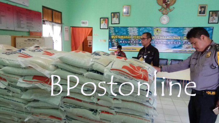 Hanya Separo Warganya yang Ambil Beras Gratis, Aparat Kelurahan Karang Mekar Siap Lakukan Ini